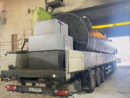 Отгрузка топливного подземного резервуара с технологическими шахтами